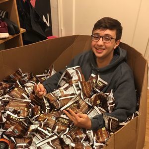 Meet your Posher, Eric